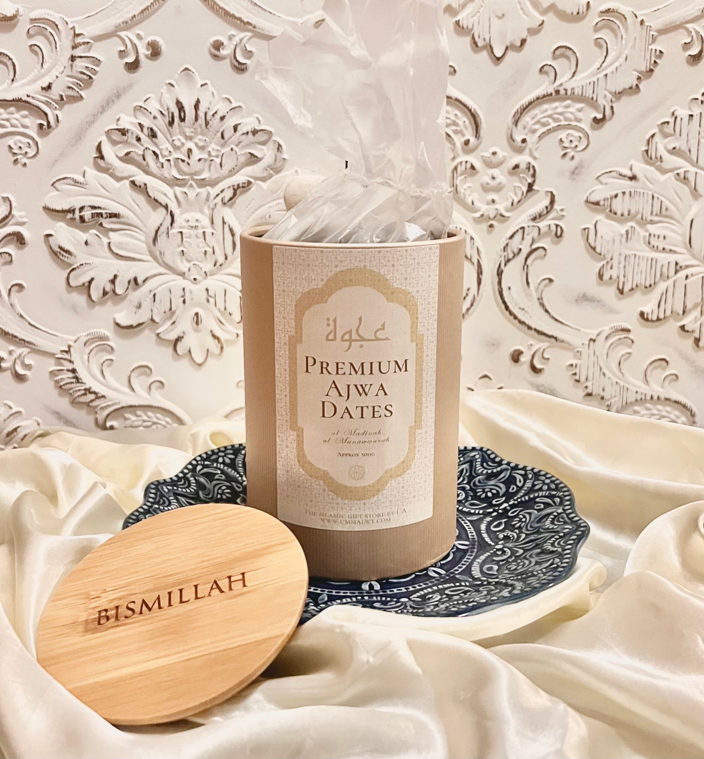 Premium Ajwa Dates al-Madinah al-Munawwarah Gift Set (500g)