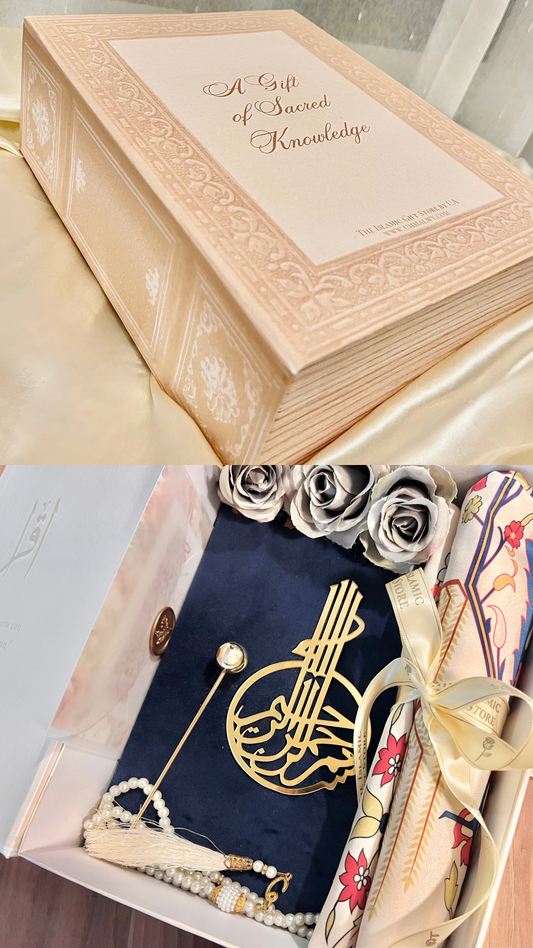 A Gift of Sacred Knowledge - Velvet Quran in Navy (Arabic-Malay) & Satin Prayer Mat
